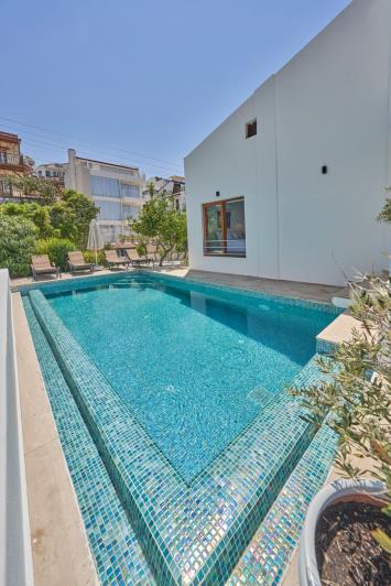 Image No.15-2 Bed Villa / Detached for sale