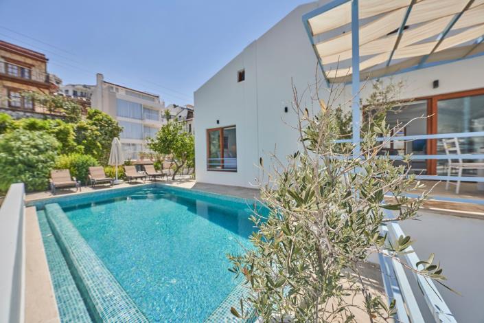 Image No.16-2 Bed Villa / Detached for sale