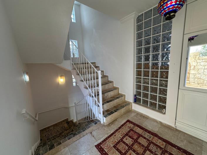 Image No.33-4 Bed Villa / Detached for sale