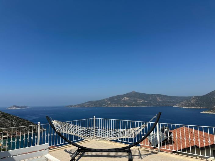 Image No.44-4 Bed Villa / Detached for sale