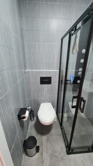 Image No.26-2 Bed Flat for sale