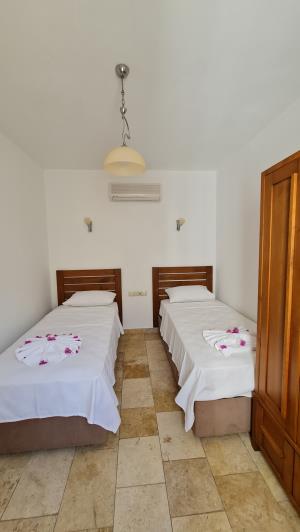 Image No.19-2 Bed Flat for sale