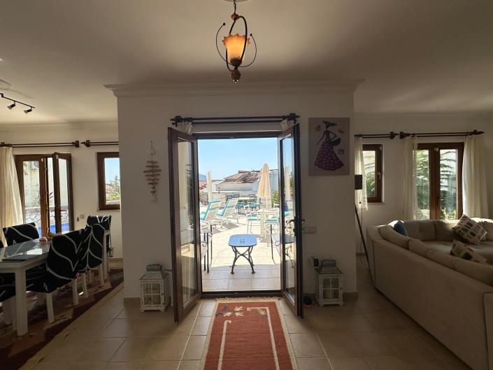 Image No.20-4 Bed Villa / Detached for sale