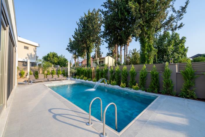 Image No.12-3 Bed Villa / Detached for sale