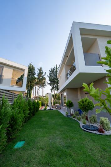 Image No.16-3 Bed Villa / Detached for sale