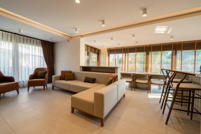 Image No.21-3 Bed Villa / Detached for sale