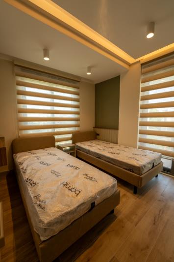 Image No.47-3 Bed Villa / Detached for sale