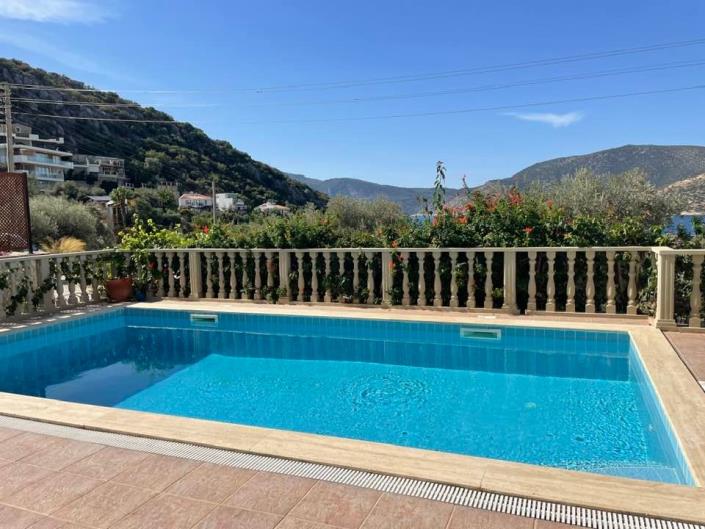 Image No.5-4 Bed Villa / Detached for sale