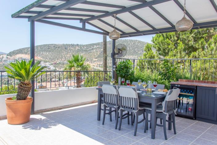 Image No.9-3 Bed Villa / Detached for sale