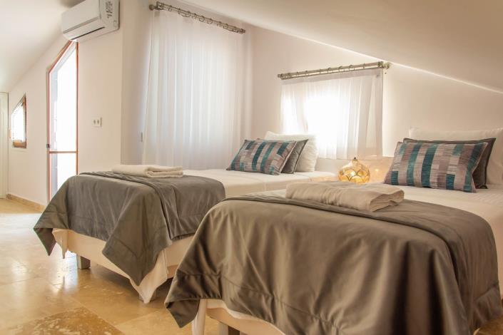 Image No.30-3 Bed Villa / Detached for sale