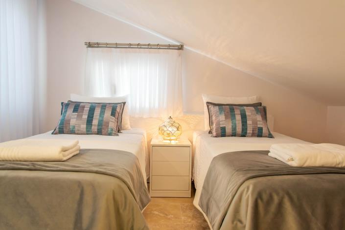 Image No.18-3 Bed Villa / Detached for sale