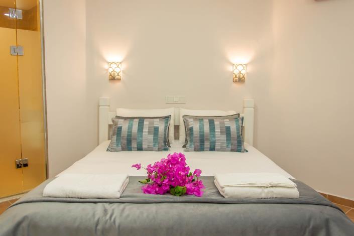 Image No.32-3 Bed Villa / Detached for sale