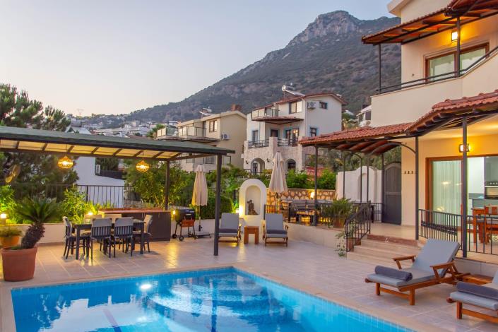 Image No.43-3 Bed Villa / Detached for sale