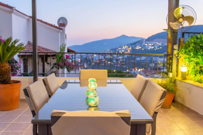 Image No.47-3 Bed Villa / Detached for sale