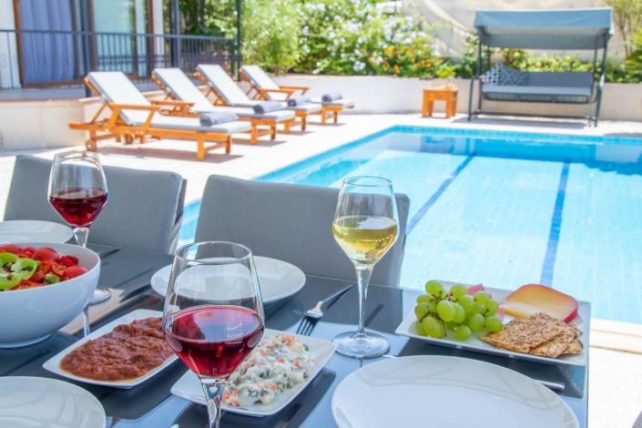 Image No.52-3 Bed Villa / Detached for sale