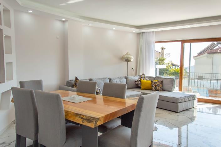 Image No.34-3 Bed Villa / Detached for sale