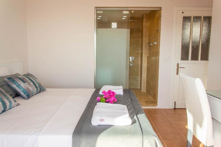 Image No.36-3 Bed Villa / Detached for sale