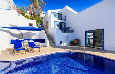 10-villa-sea-web-selects