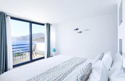 14-villa-sea-web-selects