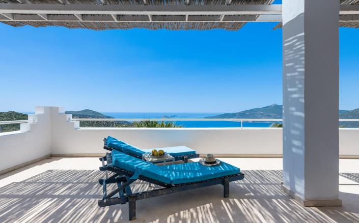 Image No.10-4 Bed Villa / Detached for sale