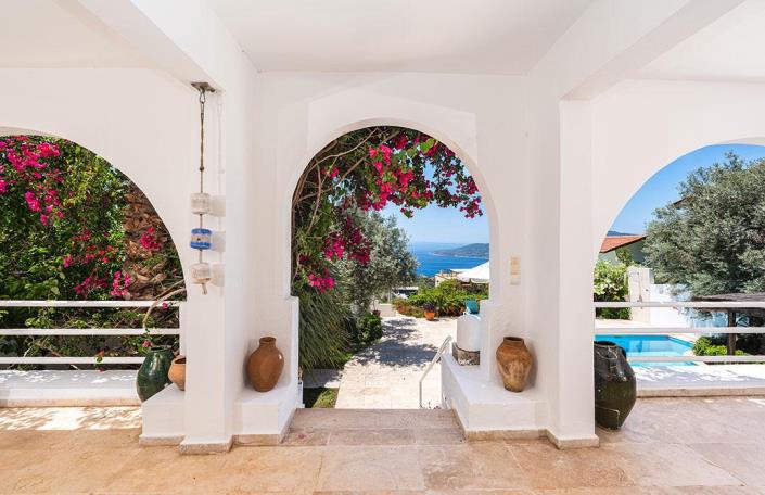 Image No.22-4 Bed Villa / Detached for sale