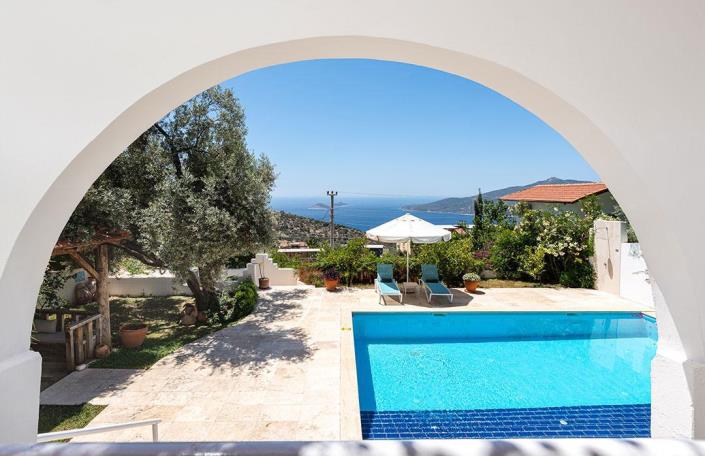 Image No.39-4 Bed Villa / Detached for sale