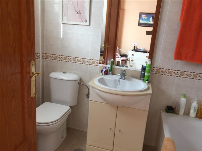 Image No.10-3 Bed Townhouse for sale