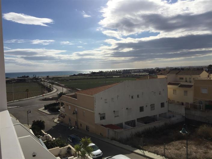 Image No.15-3 Bed Townhouse for sale