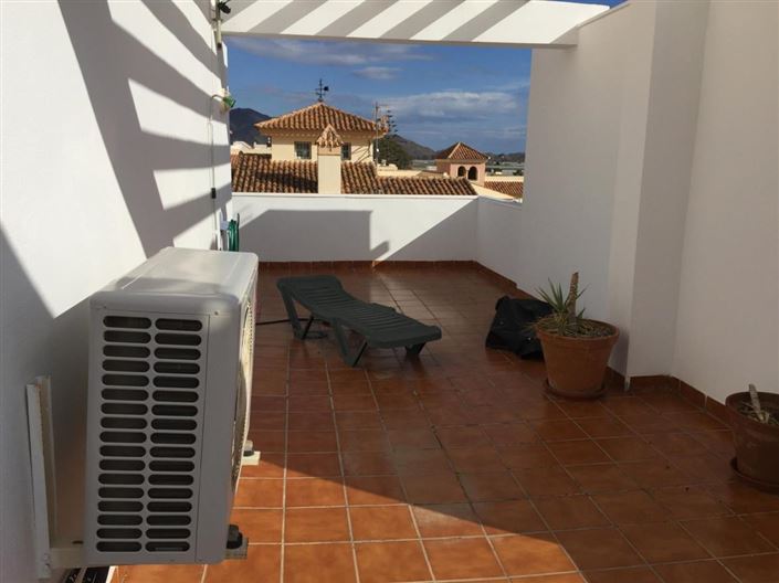 Image No.16-3 Bed Townhouse for sale