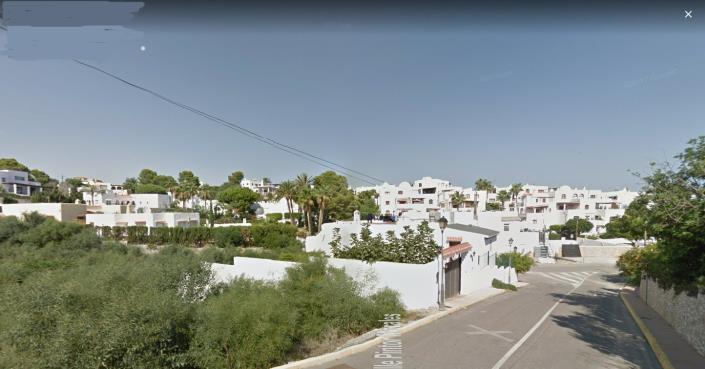 Image No.17-4 Bed Villa / Detached for sale