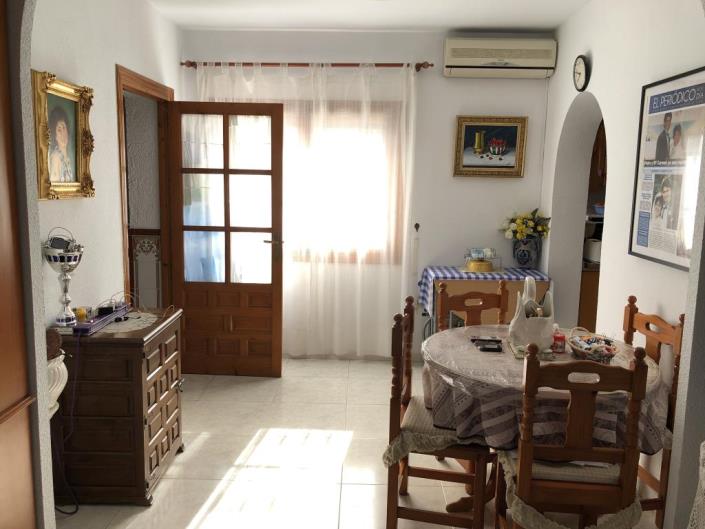 Image No.8-4 Bed Villa / Detached for sale