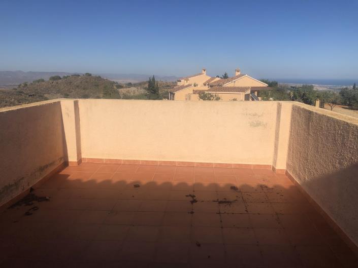 Image No.21-3 Bed Villa / Detached for sale