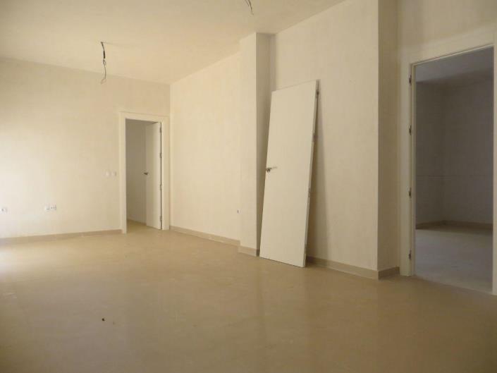 Image No.8-4 Bed Villa / Detached for sale