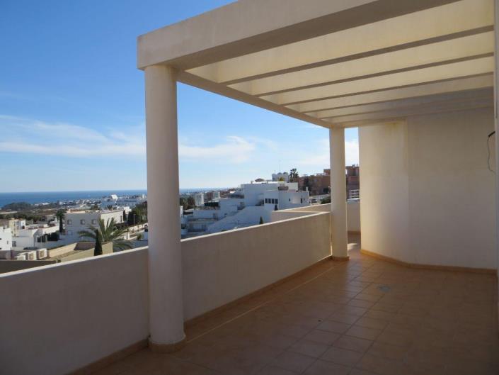 Image No.10-4 Bed Villa / Detached for sale