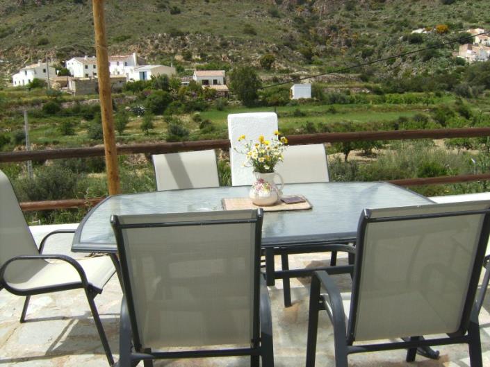 Image No.2-6 Bed Farmhouse for sale