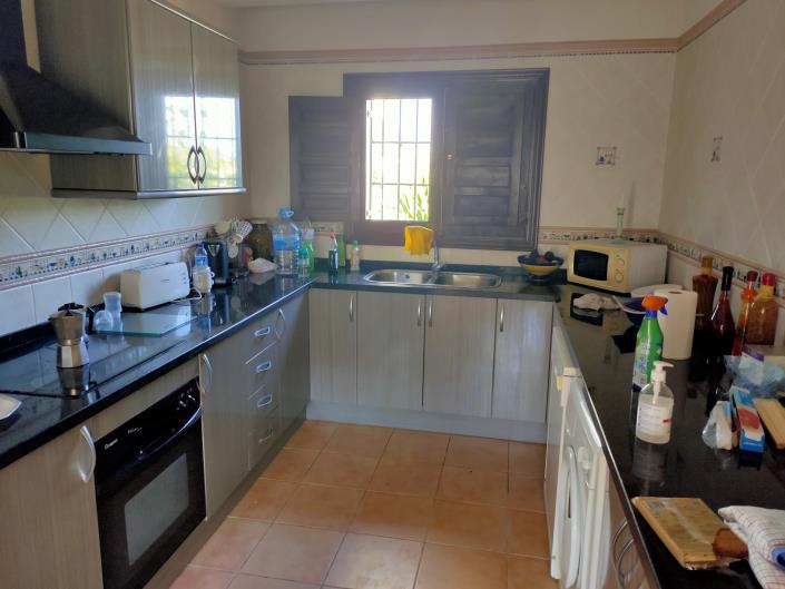 Image No.22-6 Bed Farmhouse for sale