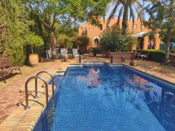 3 Bed Country Property for sale