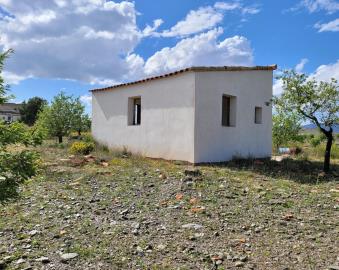 1 Bed Land for sale