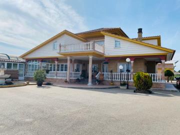 Villa / Détaché de 5 chambres à vendre à Puerto Lumbreras