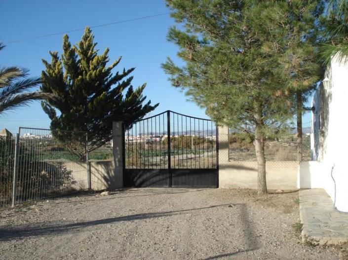 Image No.2-7 Bed Commercial for sale