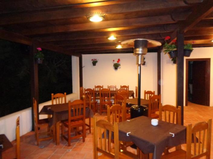 Image No.15-7 Bed Commercial for sale