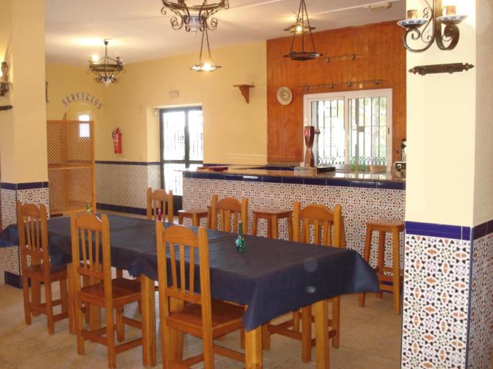 Image No.21-7 Bed Commercial for sale