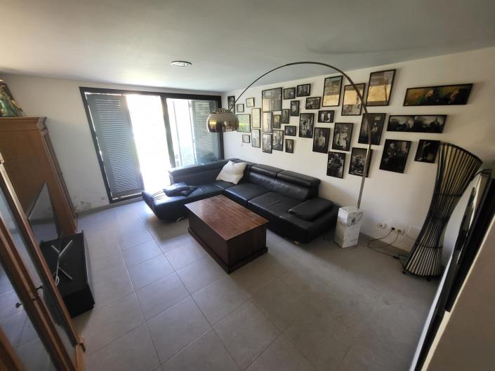 Image No.9-2 Bed Duplex for sale