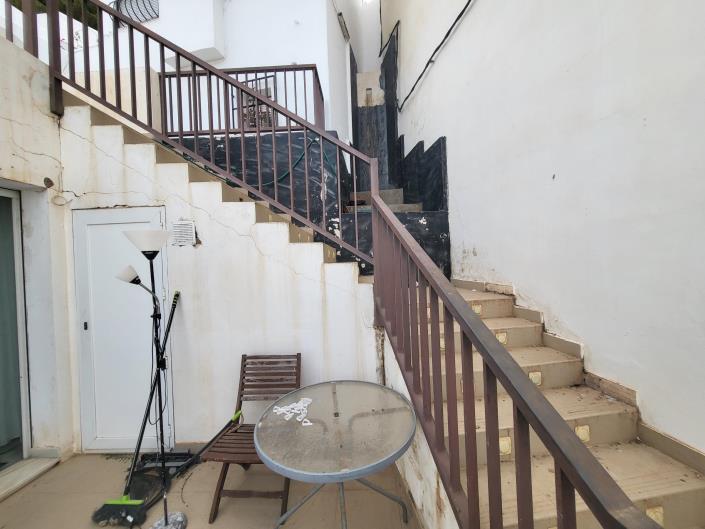 Image No.2-4 Bed Townhouse for sale