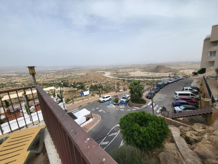 Image No.6-4 Bed Townhouse for sale