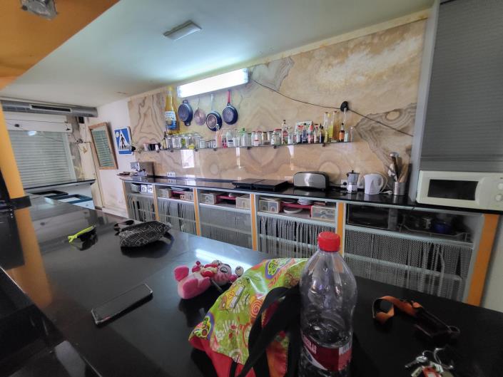 Image No.12-4 Bed Townhouse for sale