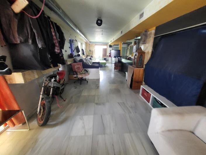 Image No.21-4 Bed Townhouse for sale