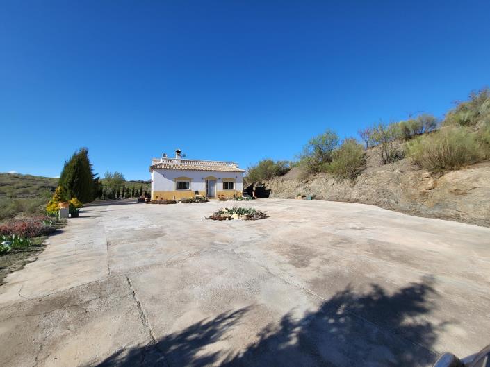 Image No.29-3 Bed Villa / Detached for sale