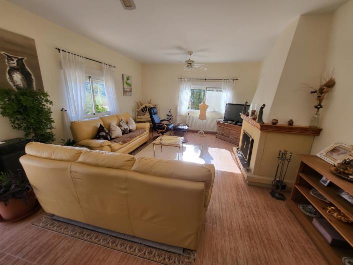 Image No.11-3 Bed Villa / Detached for sale