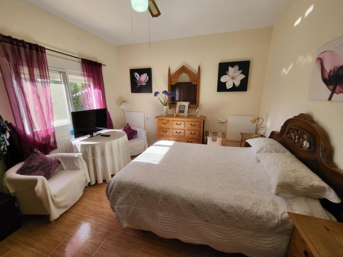 Image No.19-3 Bed Villa / Detached for sale